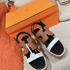 Hermes Sandals